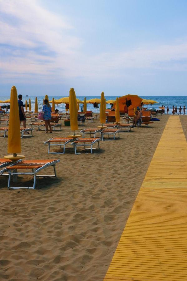Hotel Garni San Carlo Jesolo Extérieur photo