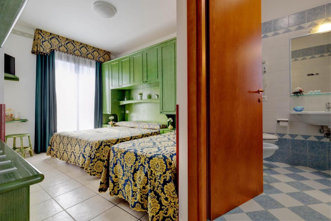Hotel Garni San Carlo Jesolo Extérieur photo