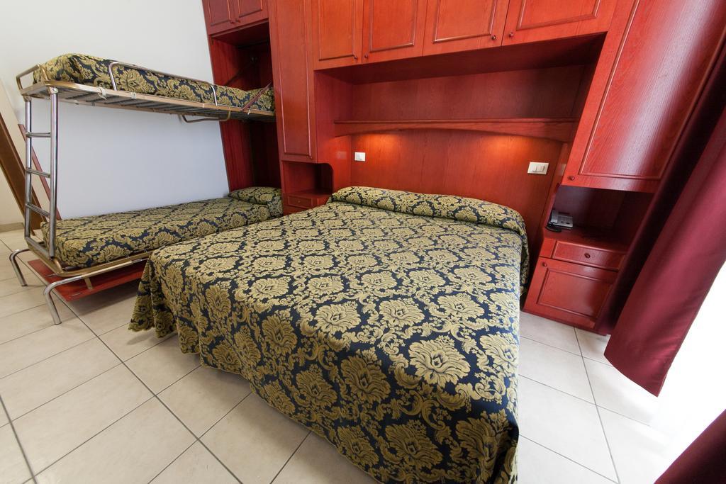 Hotel Garni San Carlo Jesolo Extérieur photo